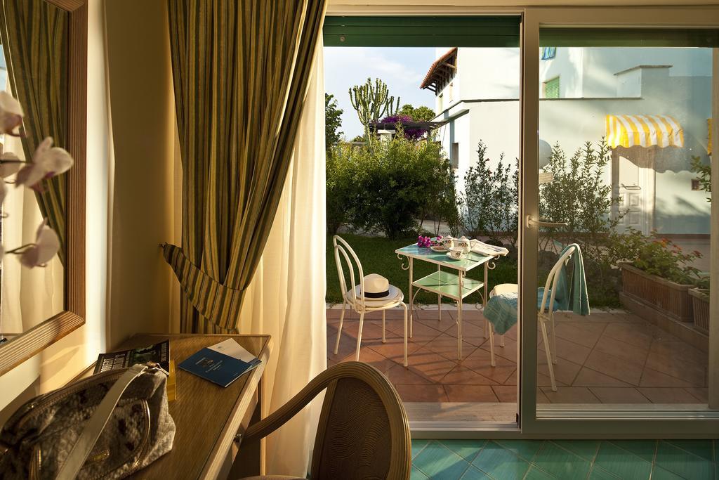 Hotel Continental Mare Ischia Kültér fotó